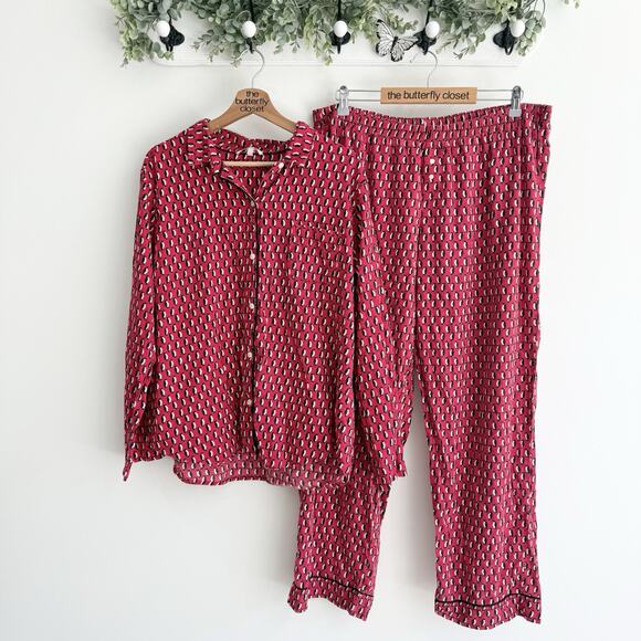 Victoria’s Secret Penguin Printed Red and White Long Sleeves/Pants Pajama Set XL - Picture 1 of 8